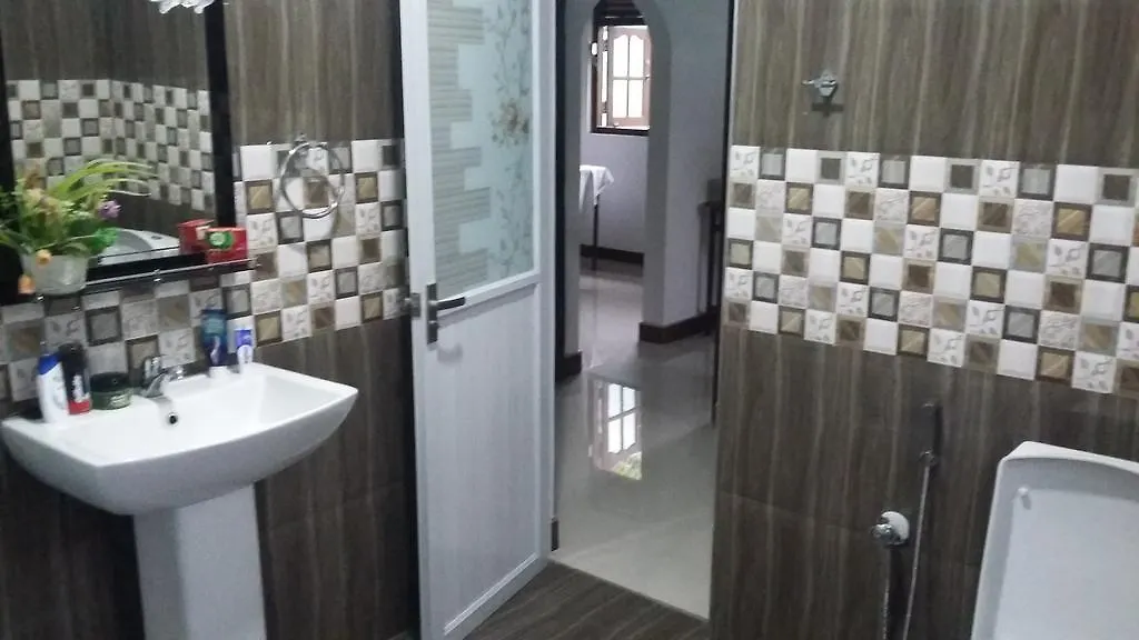 Travel Bird Villa - Foreign Bookings Only Katunayake 2*,